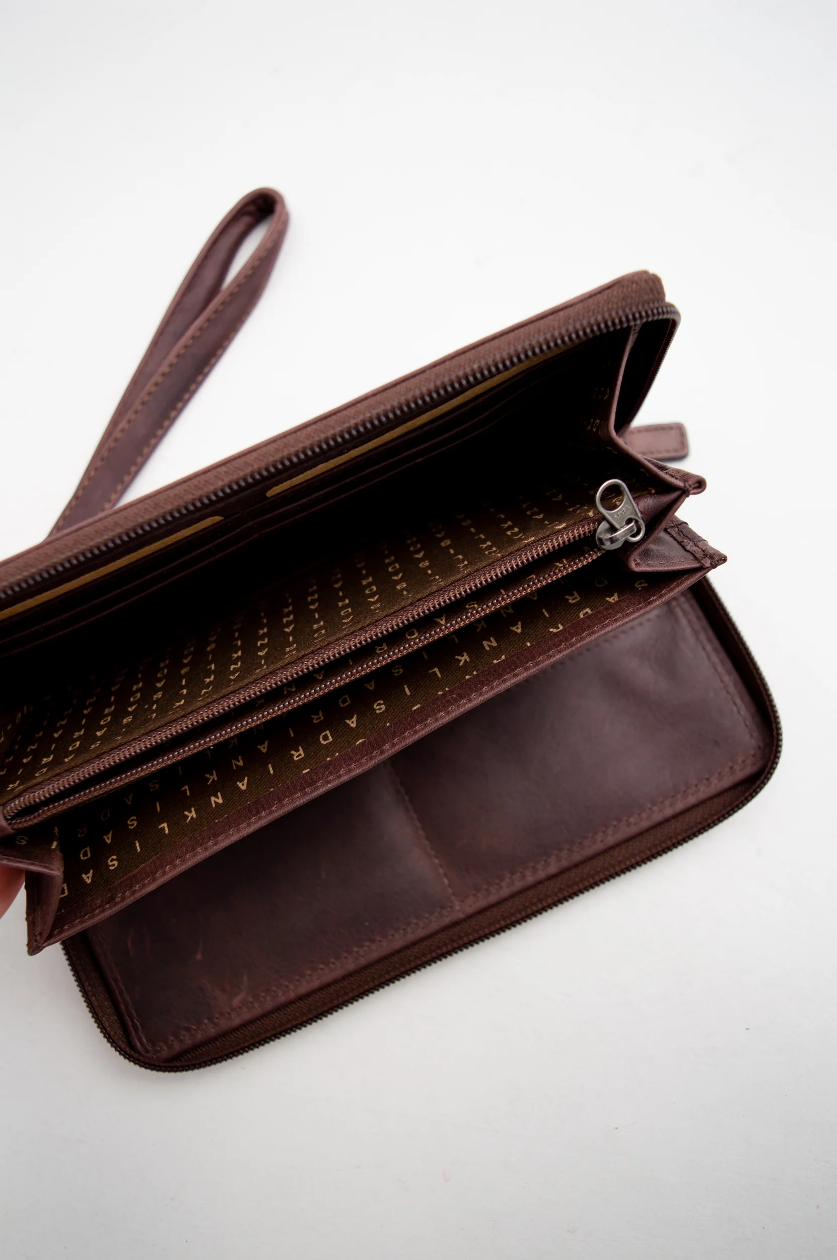 Adrian Klis 195 Wallet, Brown, Buffalo Leather - Image 6