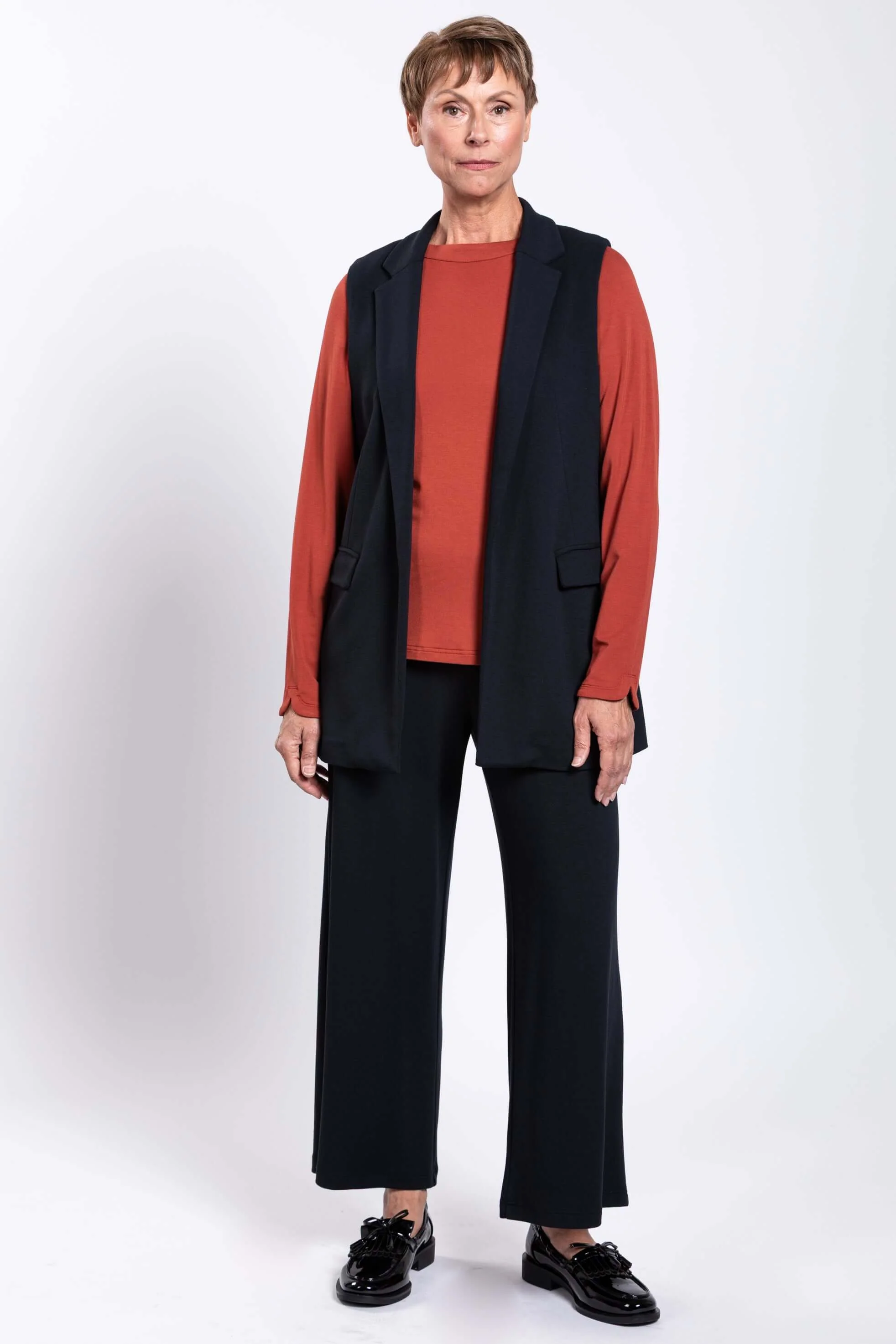 Ana Vest, Black, Modal - Image 2
