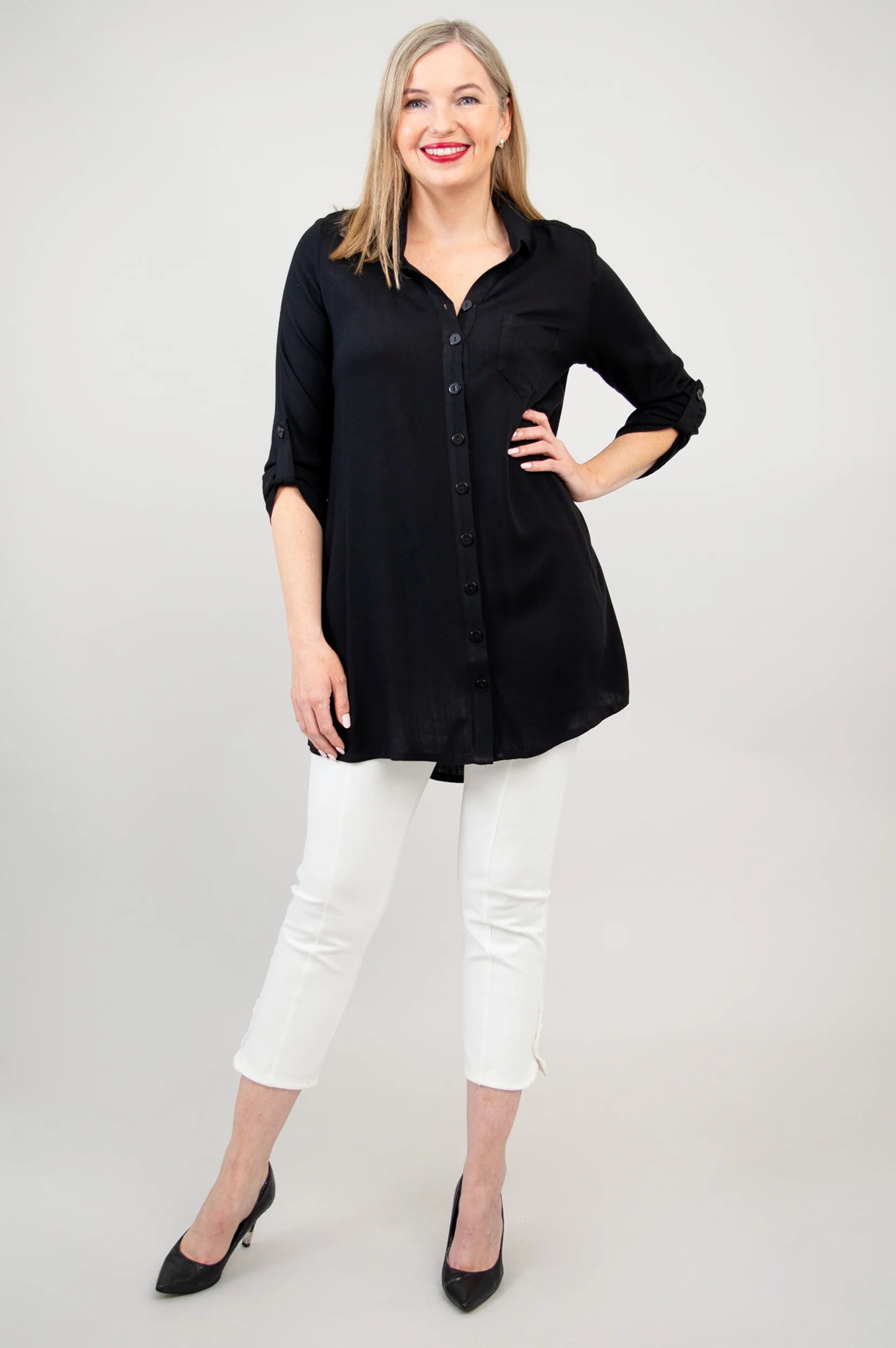 Celine Blouse, Black, Linen Bamboo - Image 3