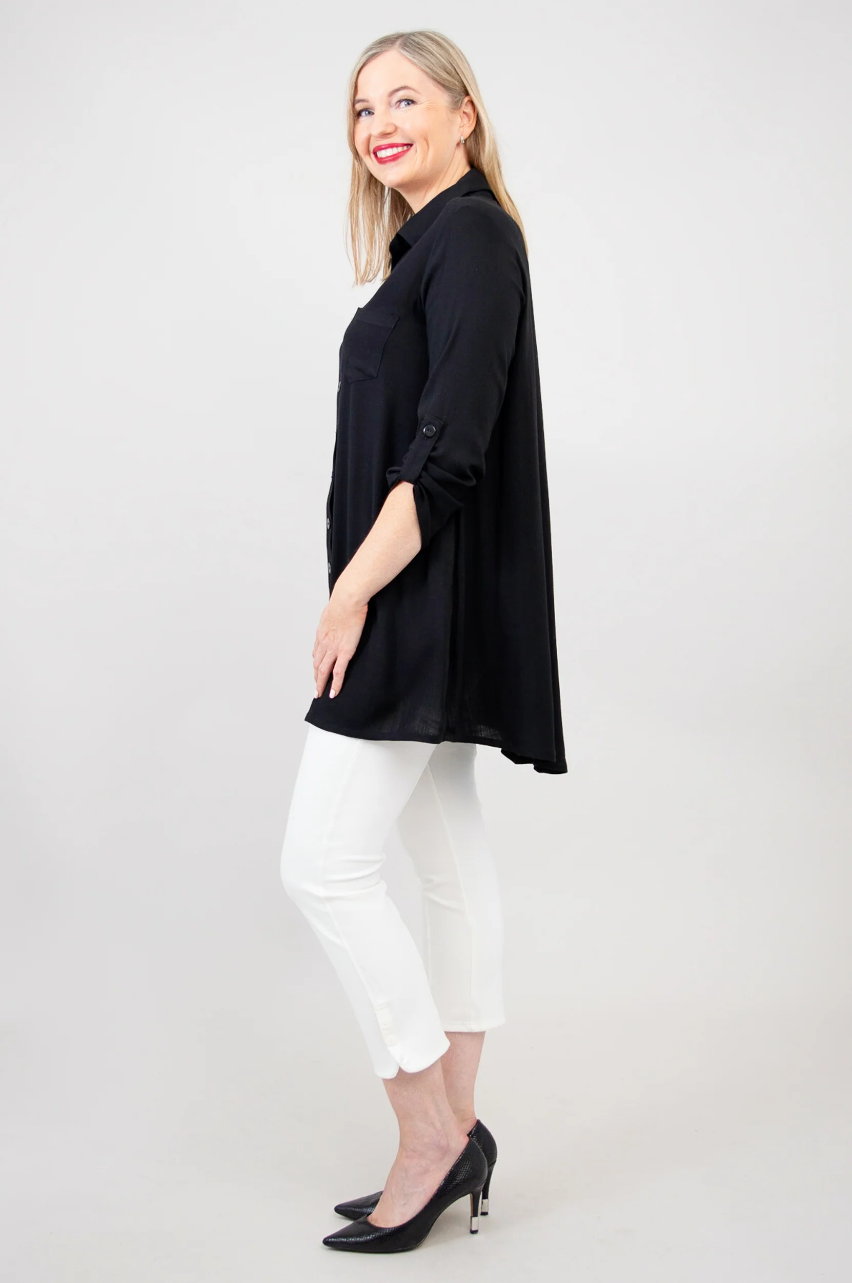 Celine Blouse, Black, Linen Bamboo - Image 4