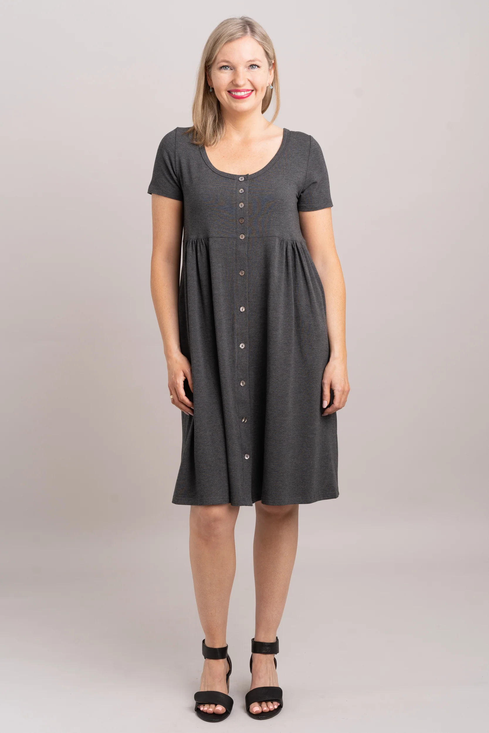 Nelly Short Sleeve Dress, Graphite, Bamboo - Final Sale - Image 5